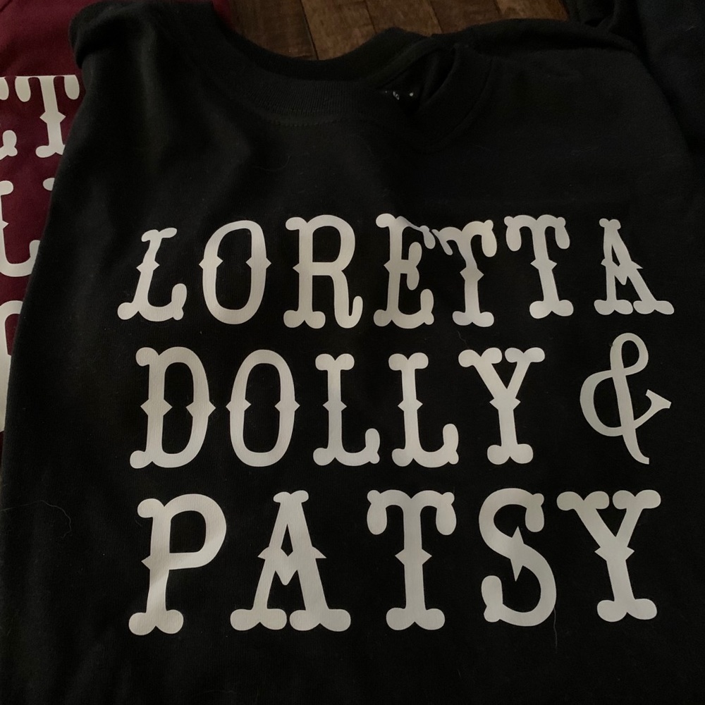 🌻LAST ONE!  COUNTRY GALS TEE🌻 - Picture 2 of 2